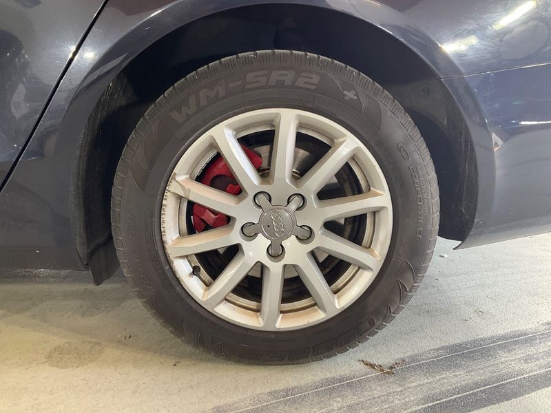 Audi A4 2.0 TDI Ambiente 2013 – снимка 5
