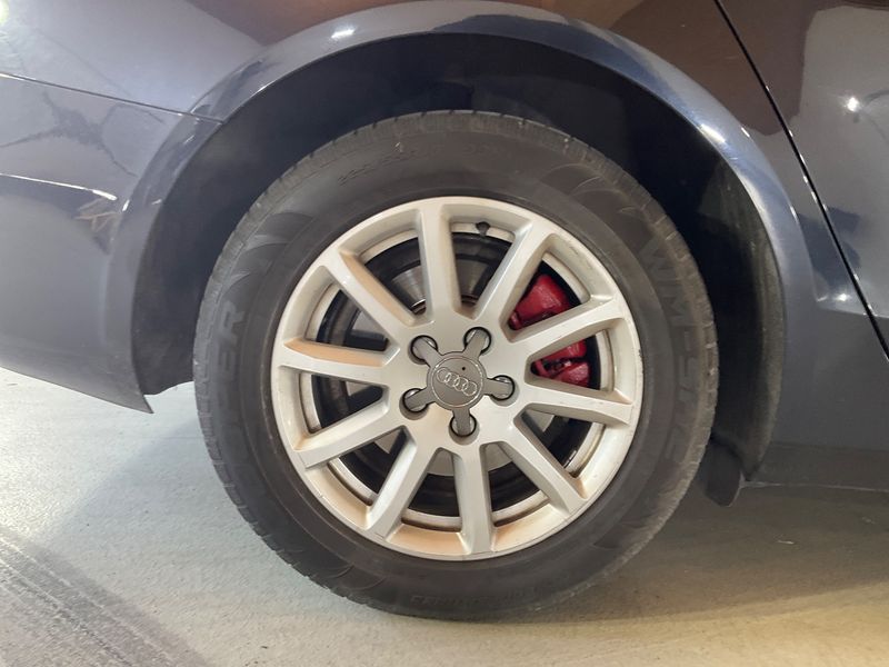 Audi A4 2.0 TDI Ambiente 2013 – снимка 9