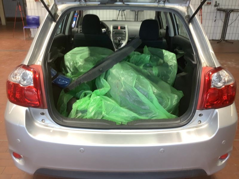 Toyota Auris 1.6 Life+ 2010 – снимка 16