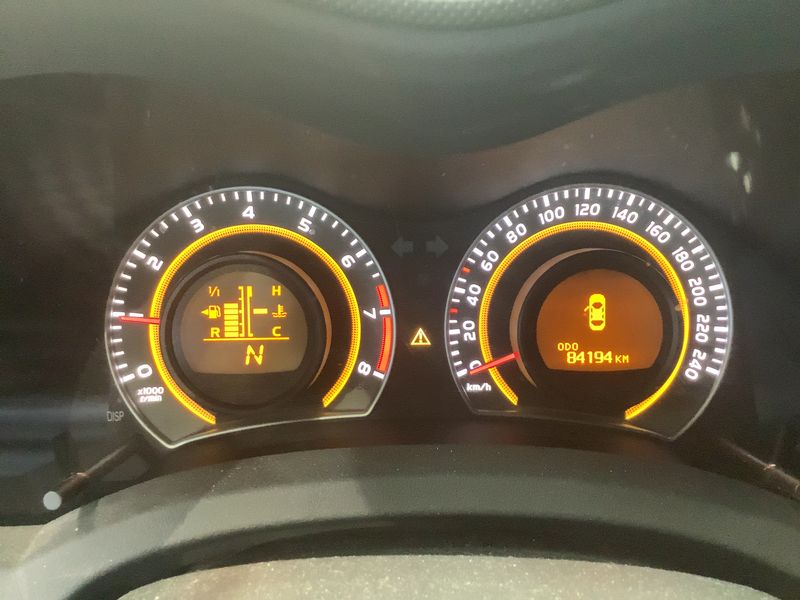 Toyota Auris 1.6 Life+ 2010 – снимка 19