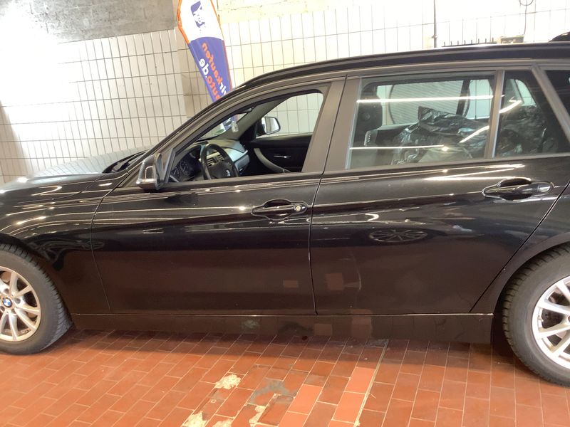 BMW 3er 320i Advantage 2018 – снимка 4