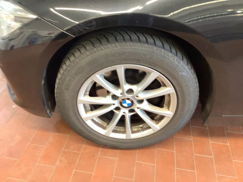 BMW 3er 320i Advantage 2018 – снимка 3