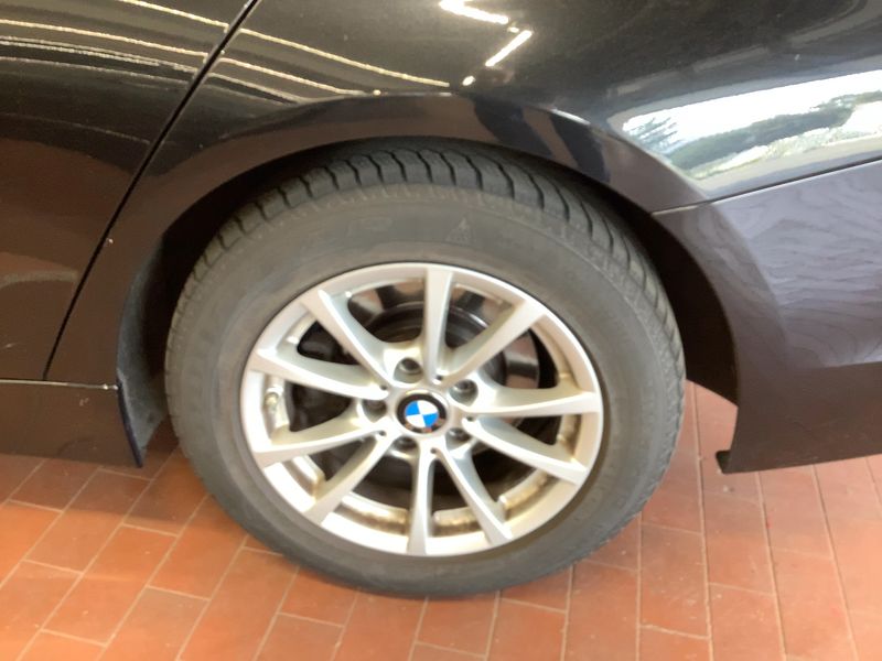 BMW 3er 320i Advantage 2018 – снимка 5