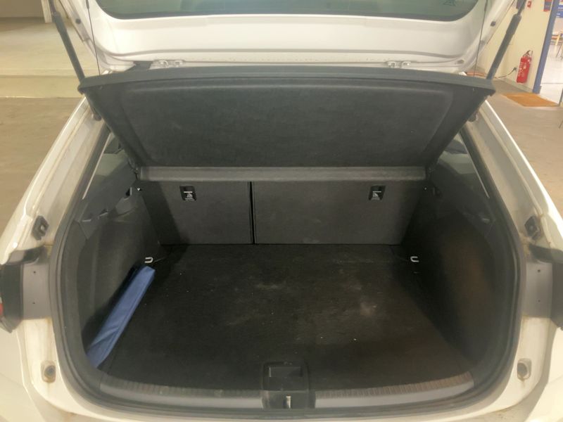 Volkswagen Taigo 1.0 TSI Life 2023 – снимка 15