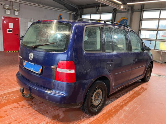 Volkswagen Touran 1.9 TDI Trendline 2004 – снимка 2