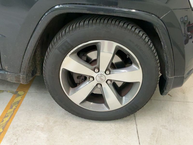 Jeep Grand Cherokee 3.0 CRD Overland 2015 – снимка 11