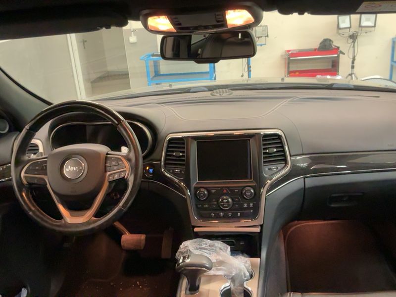 Jeep Grand Cherokee 3.0 CRD Overland 2015 – снимка 17