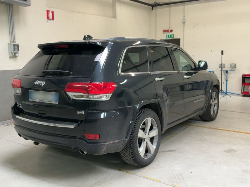 Jeep Grand Cherokee 3.0 CRD Overland 2015 – снимка 8