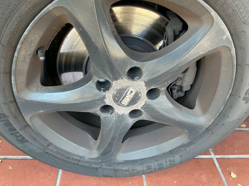 Audi A4 2.0 TDI quattro Attraction 2011 – снимка 37