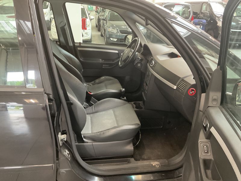 Opel Meriva 1.3 CDTI Cosmo 2010 – снимка 3