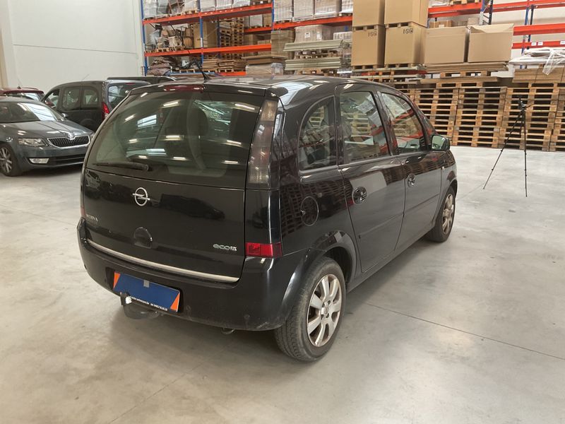 Opel Meriva 1.3 CDTI Cosmo 2010 – снимка 2