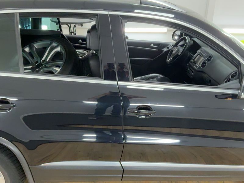Volkswagen Tiguan 2.0 TDI Sport & Style BlueMotion Tech 2012 – снимка 10