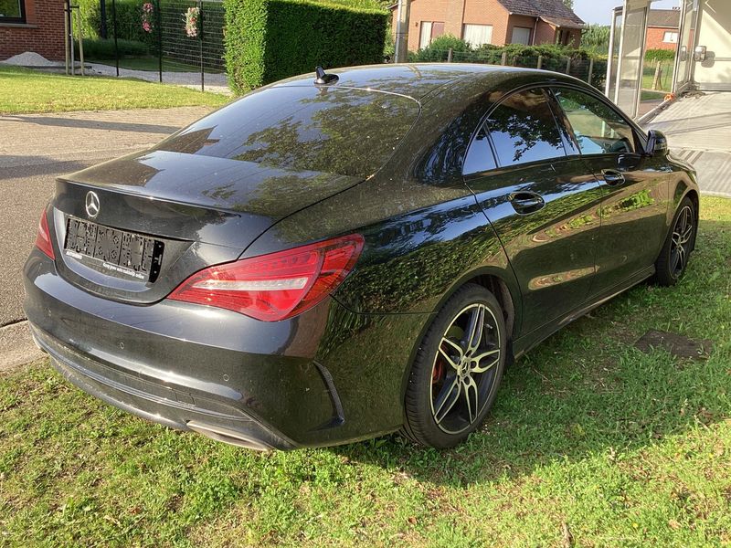 Mercedes-Benz CLA-Klasse CLA 180 AMG Line 2018 – снимка 8