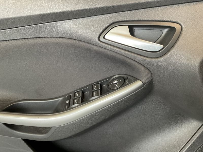 Ford Focus 1.0 EcoBoost SYNC Edition 2014 – снимка 6