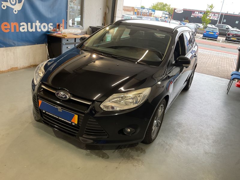 Ford Focus 1.0 EcoBoost SYNC Edition 2014 – снимка 1