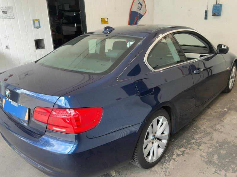 BMW 3er 330d 2010 – снимка 6