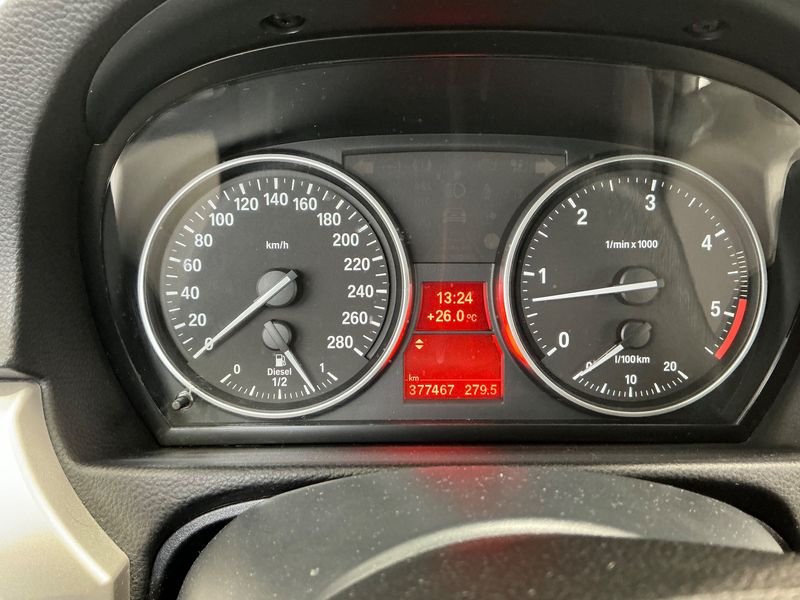 BMW 3er 330d 2010 – снимка 13
