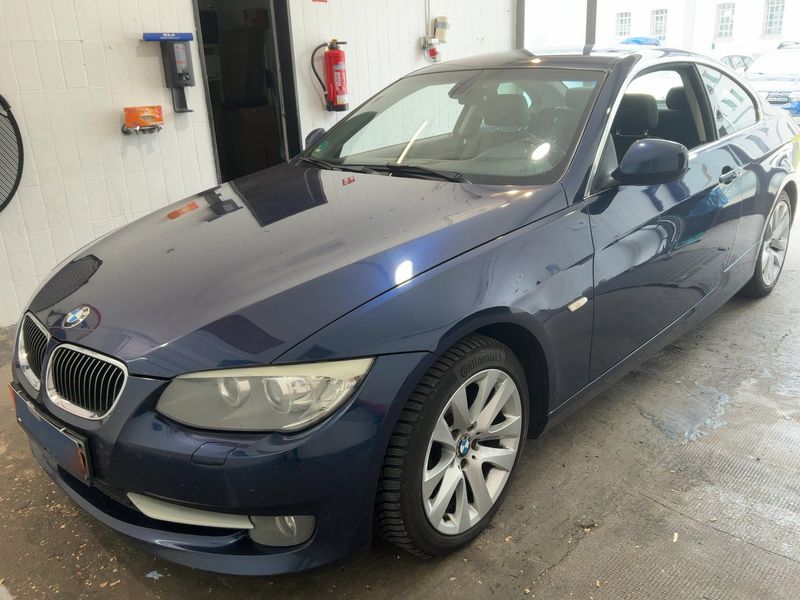 BMW 3er 330d 2010