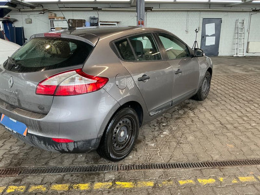 Renault Megane 1.2 GT Line 2012 – снимка 2