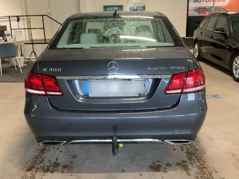 Mercedes-Benz E-Klasse E 300 Hybrid BlueTEC Avantgarde 2013 – снимка 7