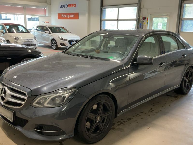 Mercedes-Benz E-Klasse E 300 Hybrid BlueTEC Avantgarde 2013 – снимка 2
