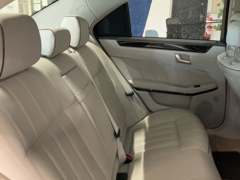 Mercedes-Benz E-Klasse E 300 Hybrid BlueTEC Avantgarde 2013 – снимка 19