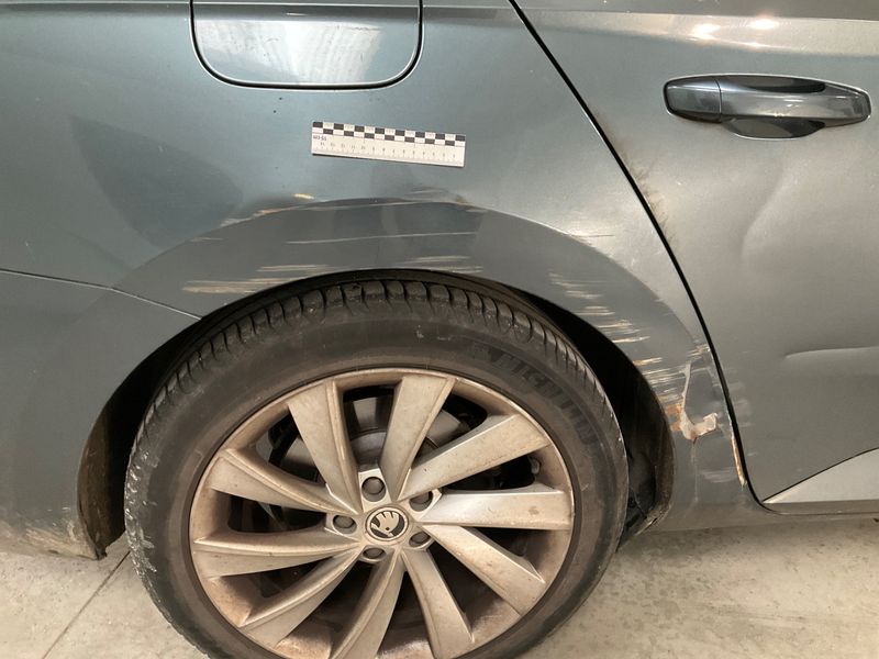 Skoda Superb 2.0 TDI Style 2016 – снимка 23