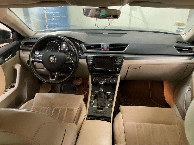 Skoda Superb 2.0 TDI Style 2016 – снимка 17