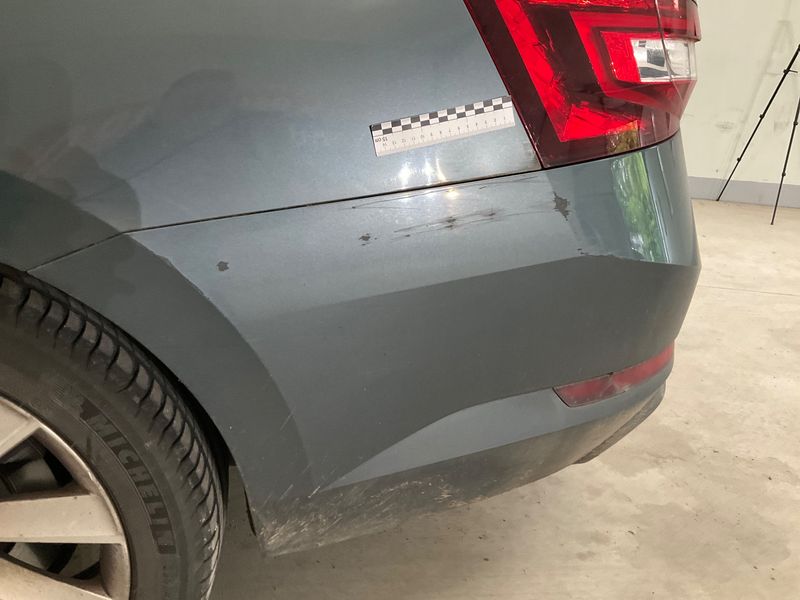 Skoda Superb 2.0 TDI Style 2016 – снимка 42