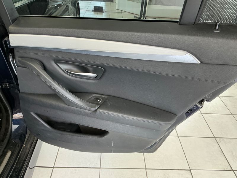 BMW 5er 525d xDrive 2013 – снимка 29