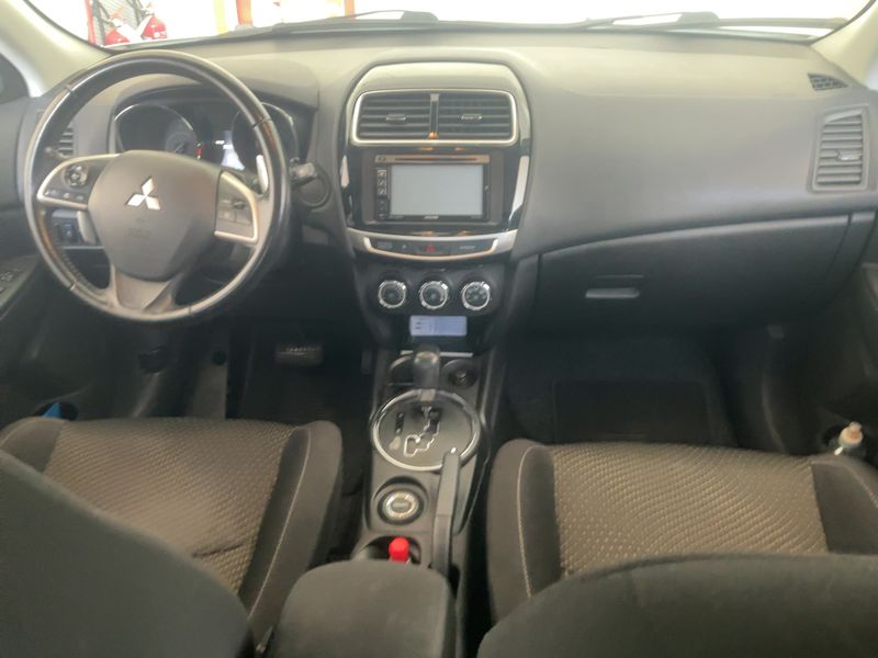 Mitsubishi ASX 2.2 DI-D Instyle 4WD 2015 – снимка 17