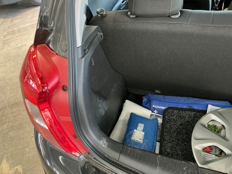Opel Karl 1.0 Edition 2015 – снимка 28
