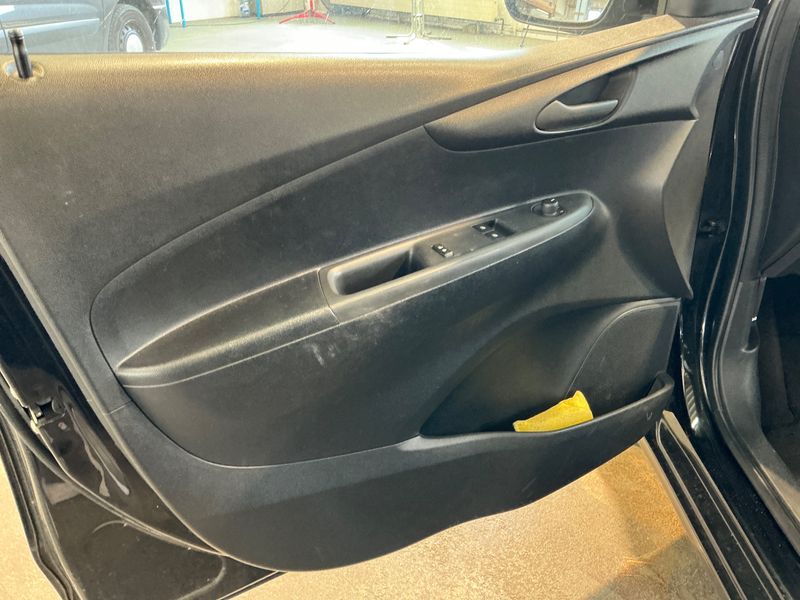 Opel Karl 1.0 Edition 2015 – снимка 24