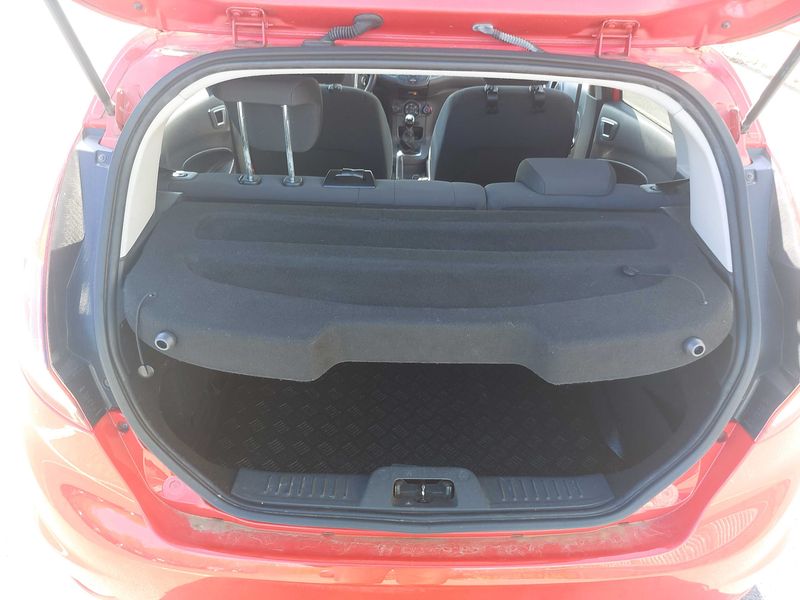 Ford Fiesta 1.25 Trend 2015 – снимка 9