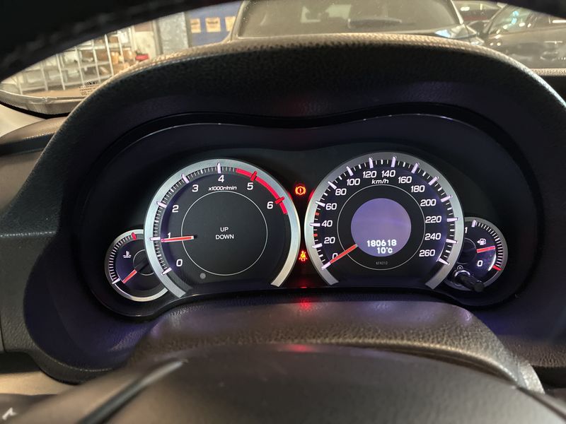 Honda Accord 2.2 DTEC Comfort 2014 – снимка 12