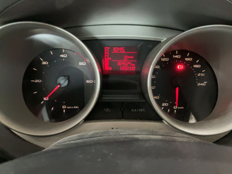 Seat Ibiza 1.6 TDI Stylance / Style 2009 – снимка 18