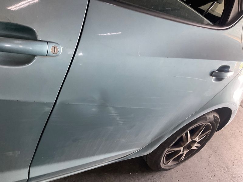 Seat Ibiza 1.6 TDI Stylance / Style 2009 – снимка 25