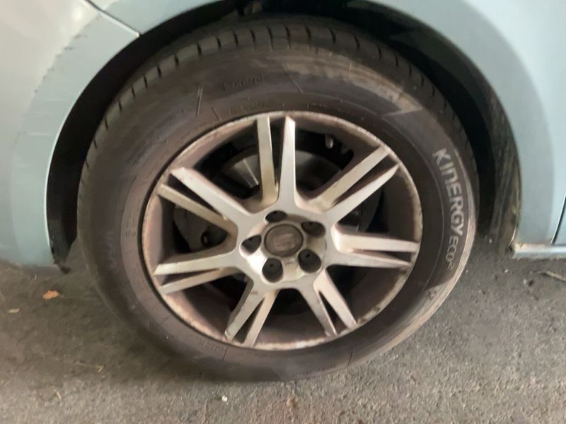 Seat Ibiza 1.6 TDI Stylance / Style 2009 – снимка 3