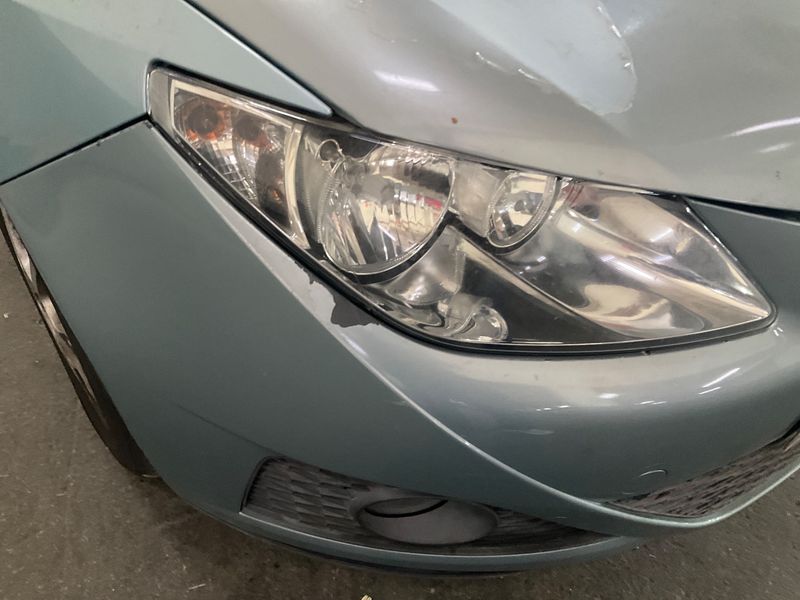 Seat Ibiza 1.6 TDI Stylance / Style 2009 – снимка 32