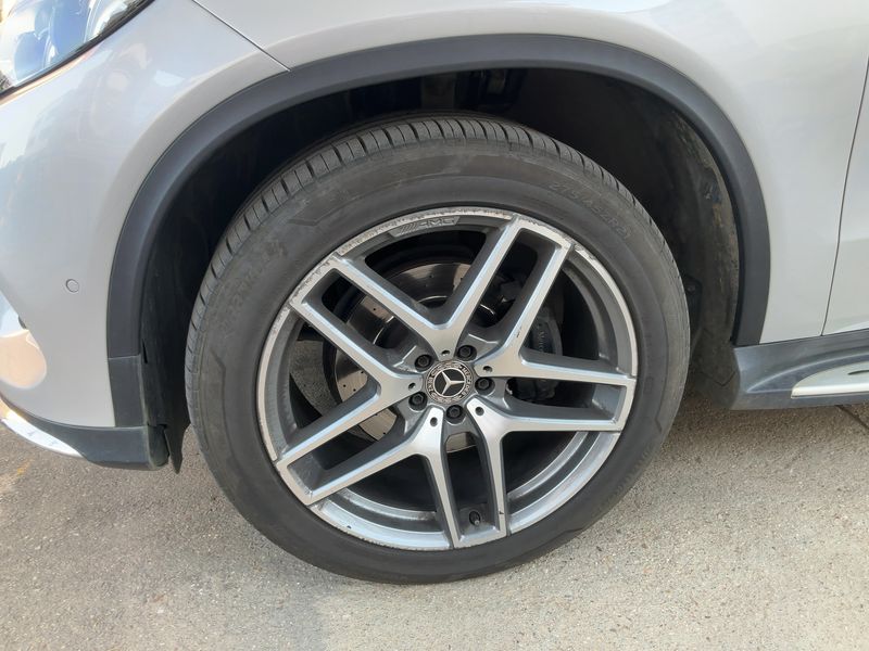 Mercedes-Benz GLE-Klasse GLE 350 d 4Matic AMG Line 2020 – снимка 3