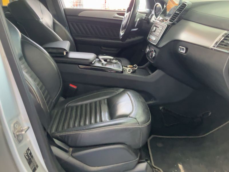 Mercedes-Benz GLE-Klasse GLE 350 d 4Matic AMG Line 2020 – снимка 16