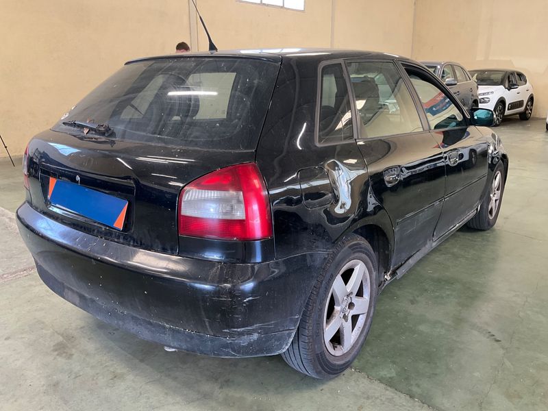 Audi A3 1.9 TDI Ambition 2001 – снимка 2
