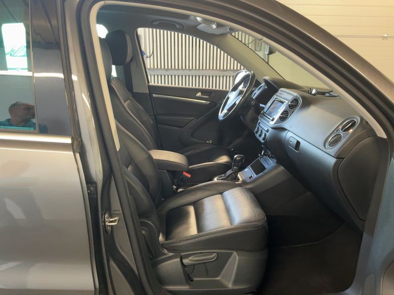 Volkswagen Tiguan 2.0 TDI Track & Style 4Motion BlueMotion Tech 2015 – снимка 16