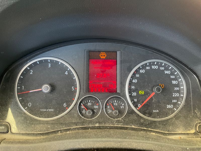 Volkswagen Tiguan 2.0 TDI Sport 2008 – снимка 4
