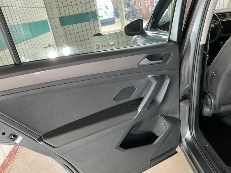 Volkswagen Tiguan Allspace 2.0 TDI Comfortline 4Motion 2019 – снимка 28