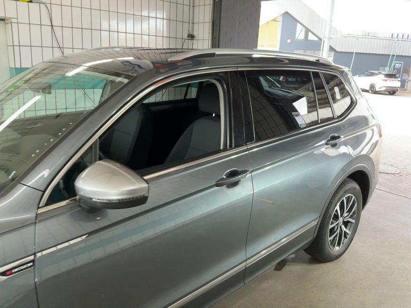 Volkswagen Tiguan Allspace 2.0 TDI Comfortline 4Motion 2019 – снимка 4
