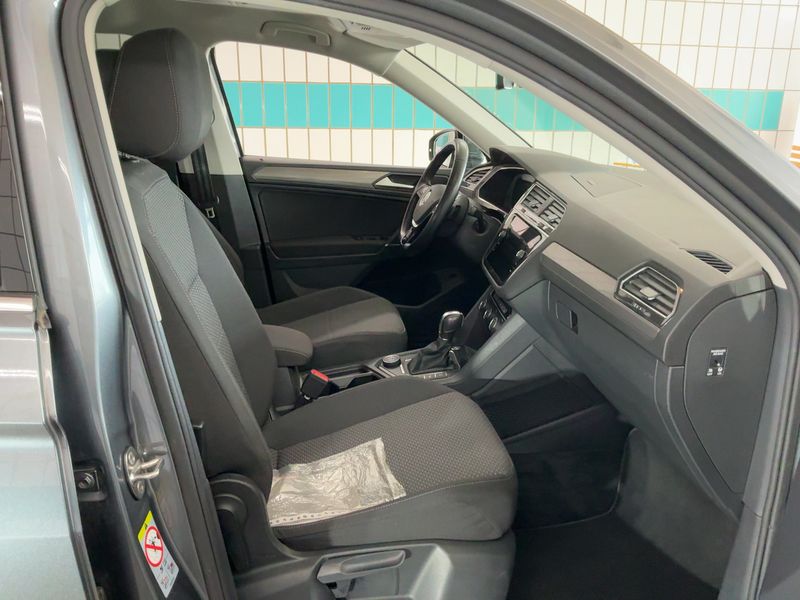 Volkswagen Tiguan Allspace 2.0 TDI Comfortline 4Motion 2019 – снимка 17