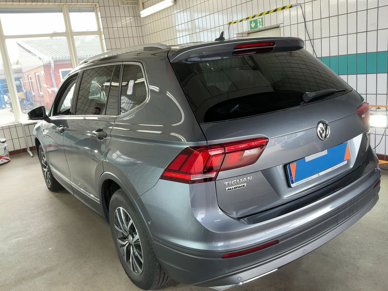 Volkswagen Tiguan Allspace 2.0 TDI Comfortline 4Motion 2019 – снимка 6