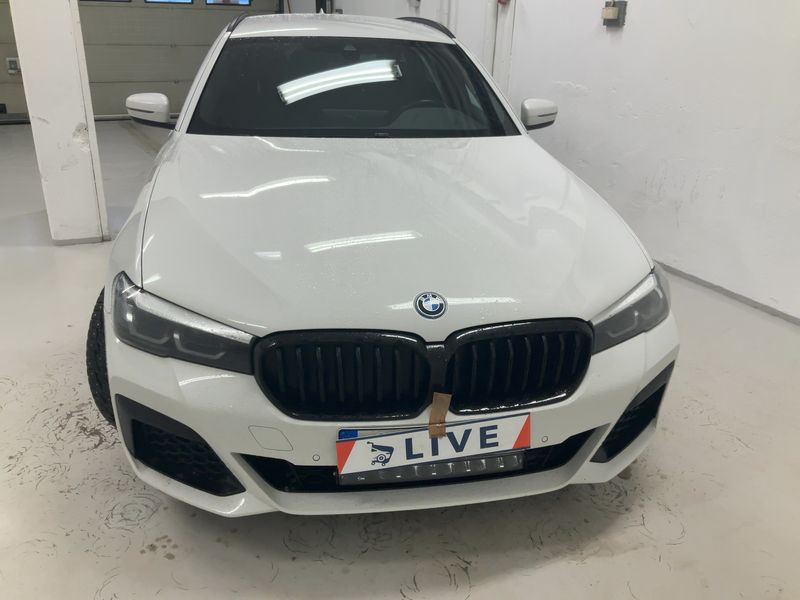 BMW 5er 530e xDrive M Sport 2022 – снимка 14
