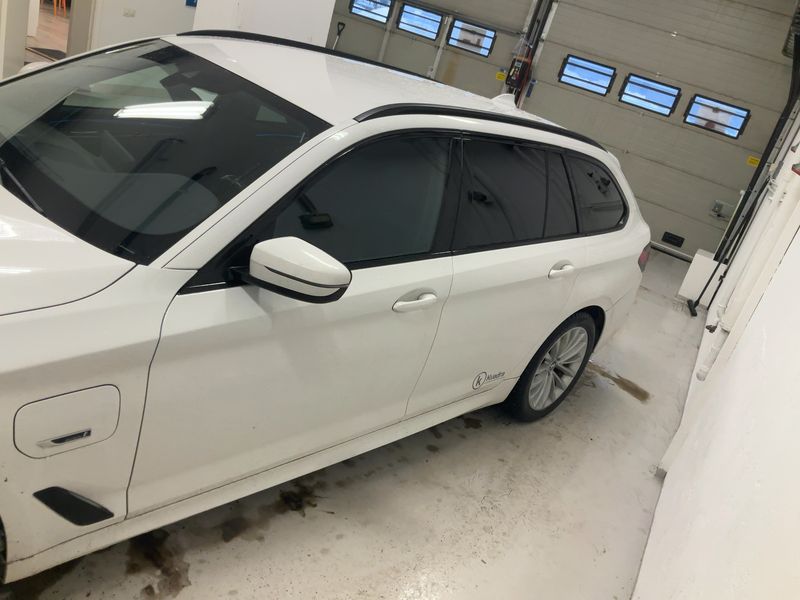 BMW 5er 530e xDrive M Sport 2022 – снимка 4